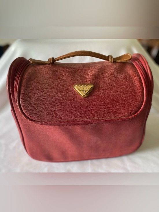 Jump Handbags - Jump for Boyt Solera Red Large Pebbled Beauty Toiletries Case Travel